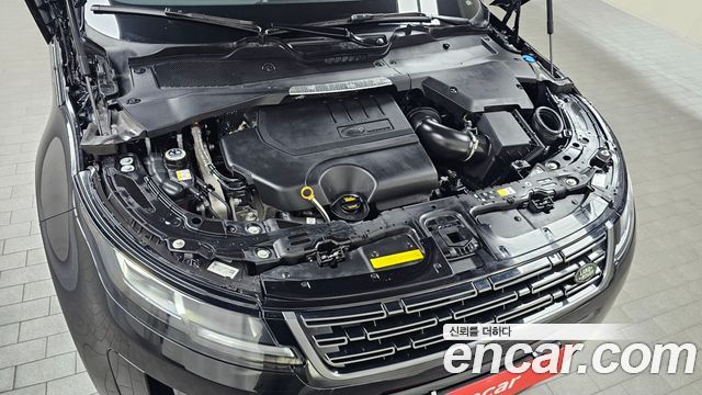 Land Rover Range Rover Evoque 2025 — photo 6