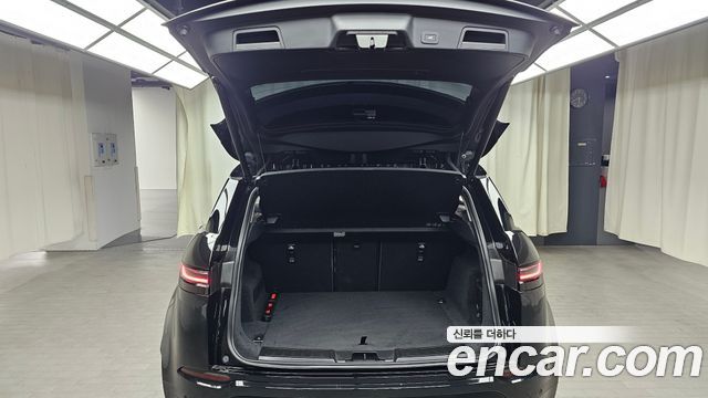Land Rover Range Rover Evoque 2025 — photo 26