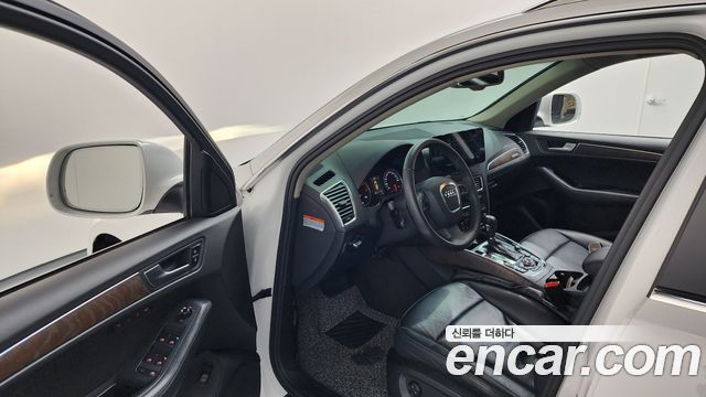 Audi Q5 2012 — photo 10