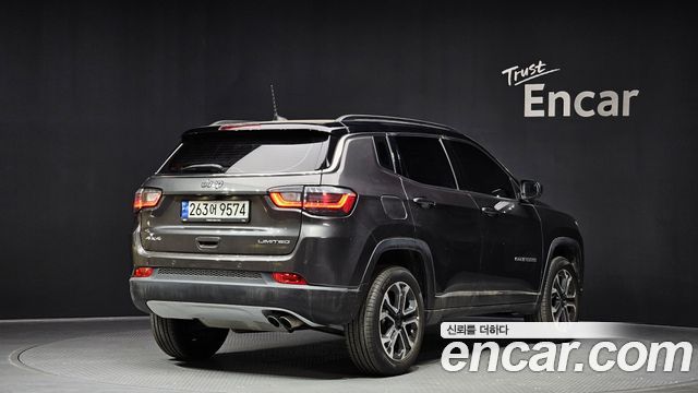 Jeep Compass 2022 — photo 2