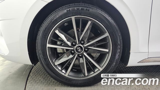 Hyundai Grandeur 2023 — photo 5