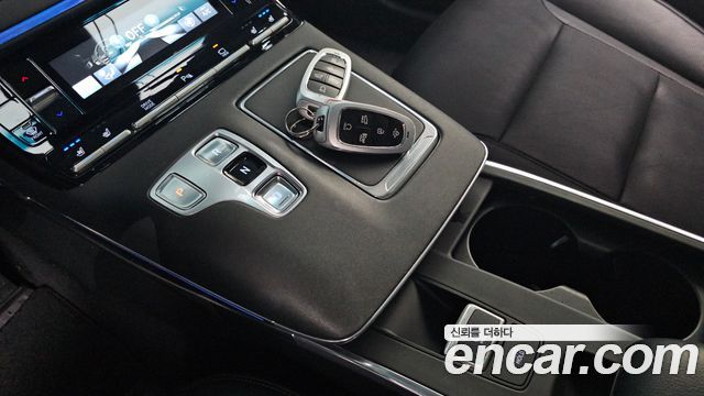 Hyundai Grandeur 2023 — photo 9