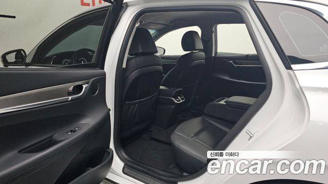 Hyundai Grandeur 2023 — photo 11