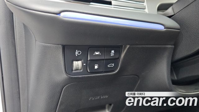 Hyundai Grandeur 2023 — photo 14