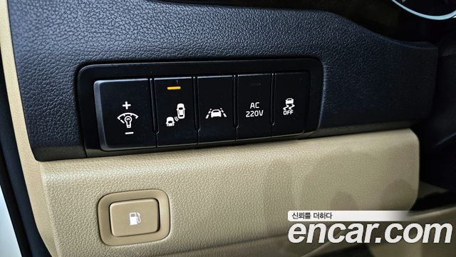 Kia Canival 2019 — photo 22