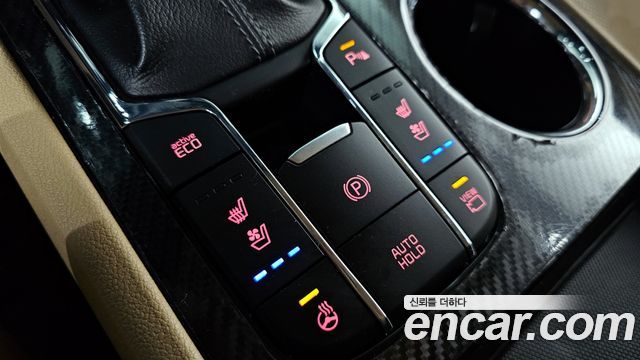 Kia Canival 2019 — photo 36