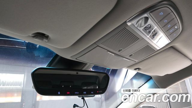 Genesis EQ900 2016 — photo 16