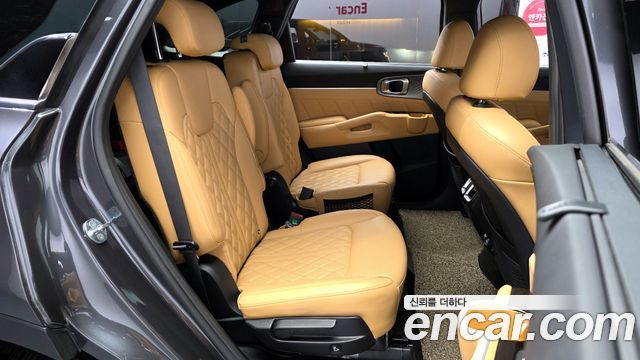 Kia Sorento 2021 — photo 18