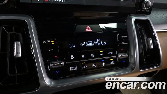 Kia Sorento 2021 — photo 31