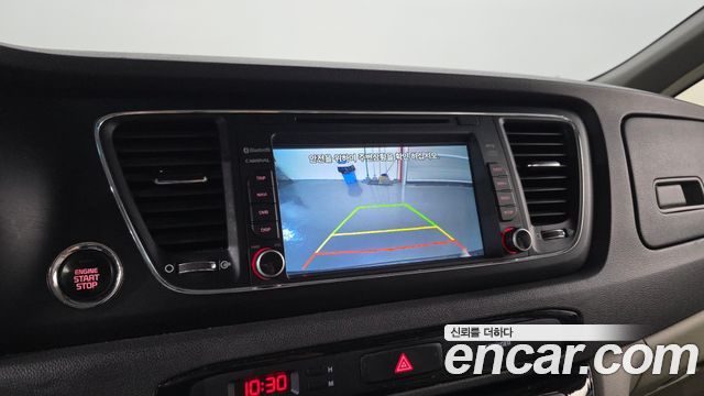 Kia Canival 2018 — photo 23