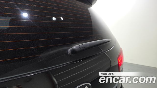 Kia Canival 2018 — photo 28