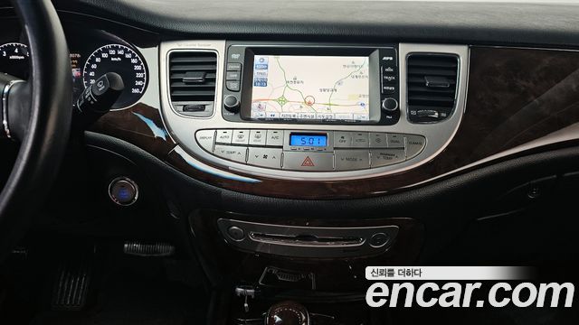 Hyundai Genesis 2010 — photo 14