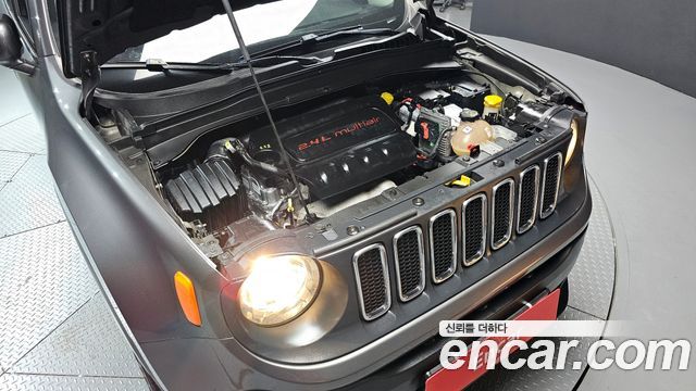 Jeep Renegade 2017 — photo 6
