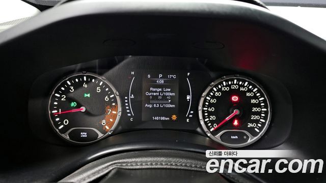 Jeep Renegade 2017 — photo 8