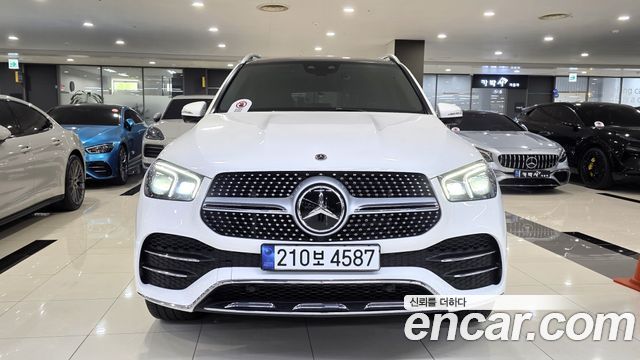 Mercedes-Benz GLE-Class 2023 — photo 2