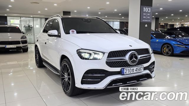 Mercedes-Benz GLE-Class 2023 — photo 4