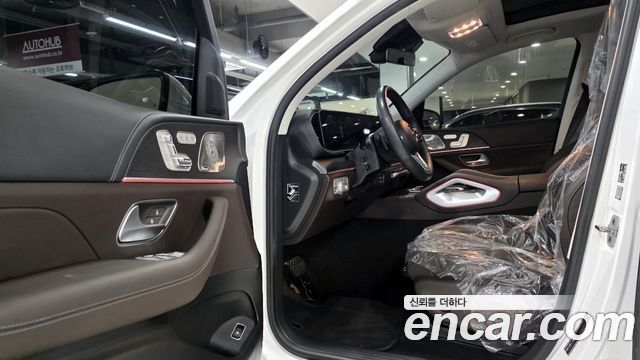 Mercedes-Benz GLE-Class 2023 — photo 8