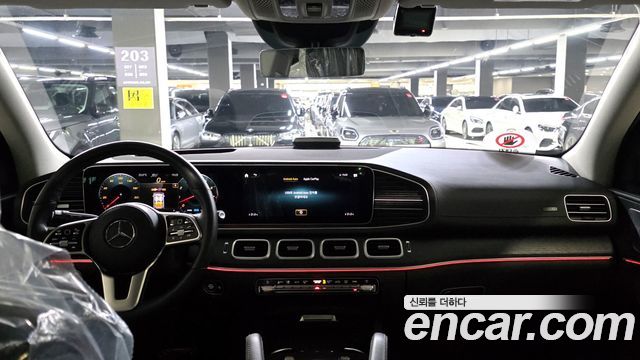 Mercedes-Benz GLE-Class 2023 — photo 11