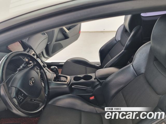 Hyundai Genesis 2014 — photo 10