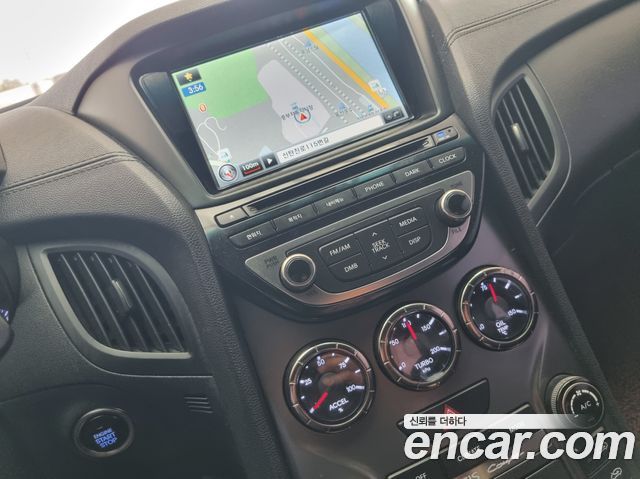 Hyundai Genesis 2014 — photo 13