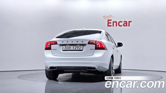 Volvo S60 2017 — photo 4