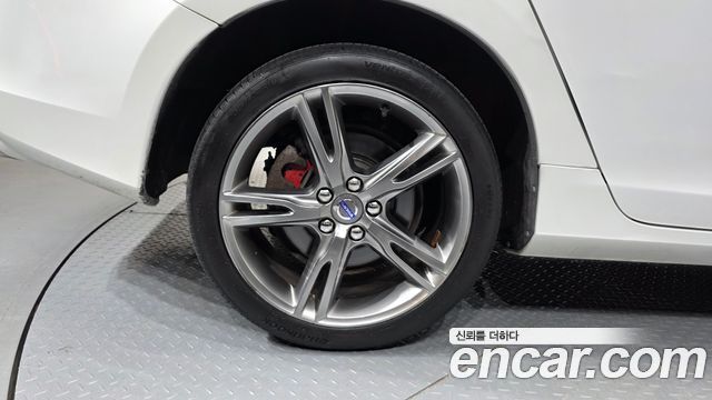 Volvo S60 2017 — photo 5