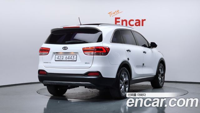 Kia Sorento 2015 — photo 2