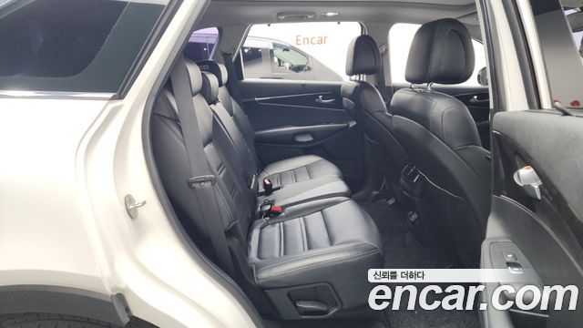 Kia Sorento 2015 — photo 16