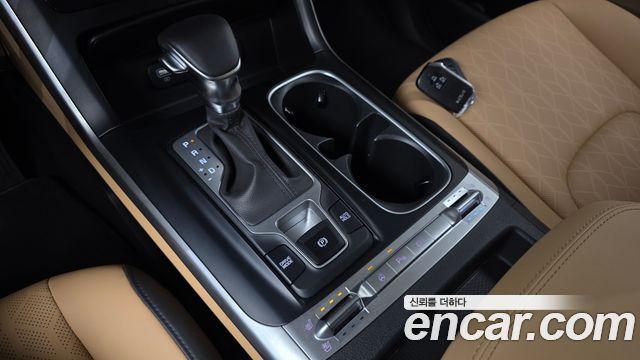 Kia Canival 2023 — photo 12