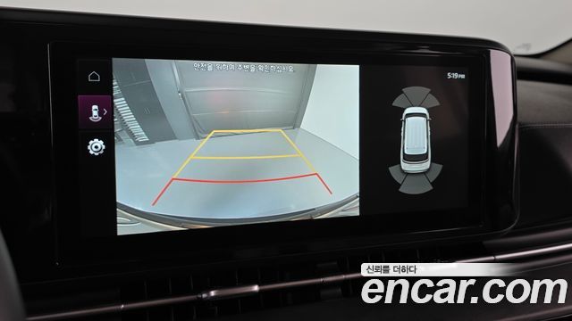 Kia Canival 2023 — photo 21
