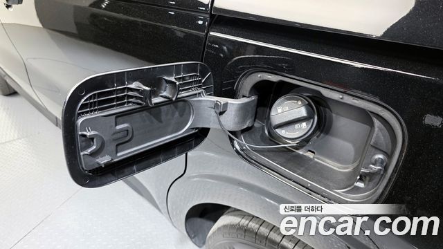 Kia Canival 2023 — photo 28