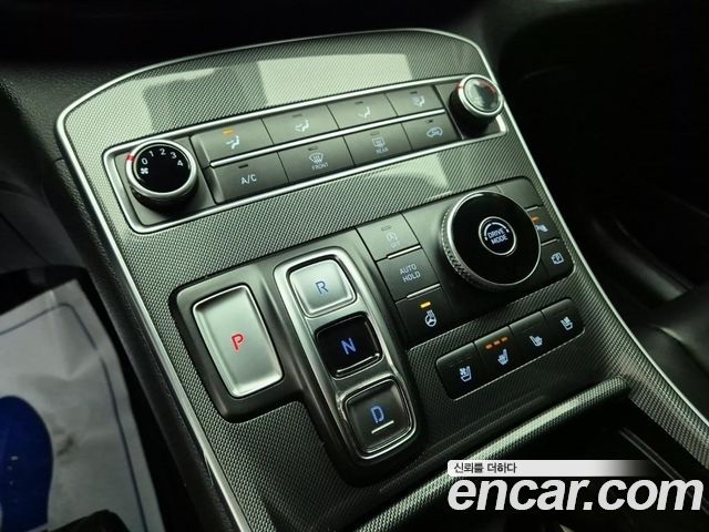 Hyundai Santafe 2021 — photo 11