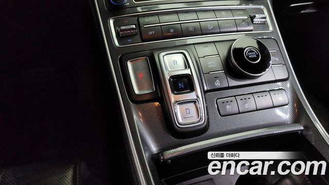 Hyundai Santafe 2021 — photo 12