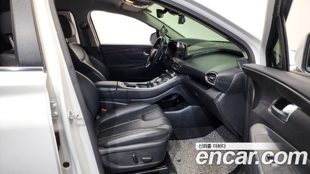 Hyundai Santafe 2021 — photo 17