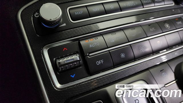 Hyundai Santafe 2021 — photo 29