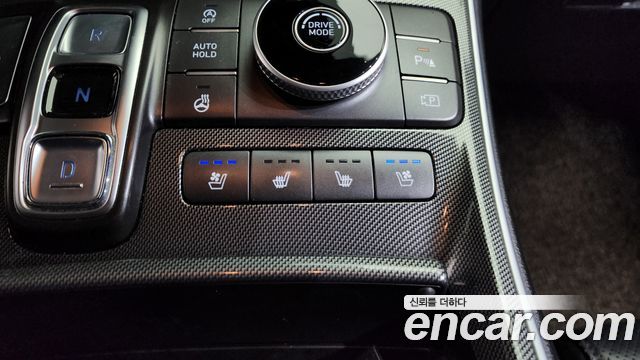 Hyundai Santafe 2021 — photo 31