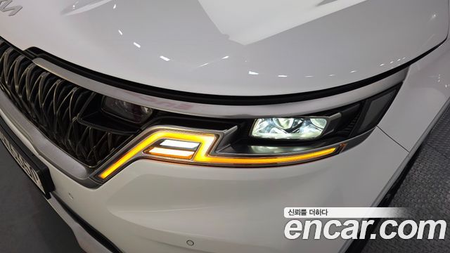 Kia Canival 2022 — photo 8
