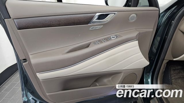 Genesis GV80 2020 — photo 14