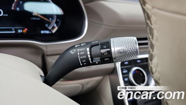 Genesis GV80 2020 — photo 28