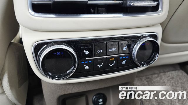 Genesis GV80 2020 — photo 33