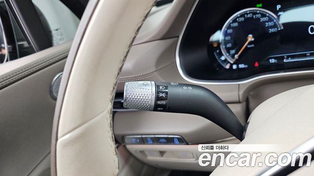 Genesis GV80 2020 — photo 37