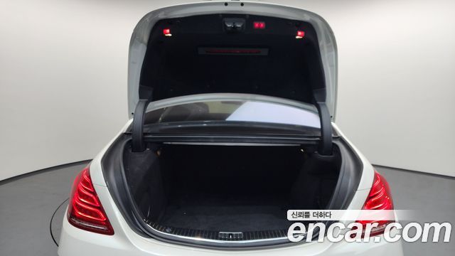Mercedes-Benz S-Class 2015 — photo 20