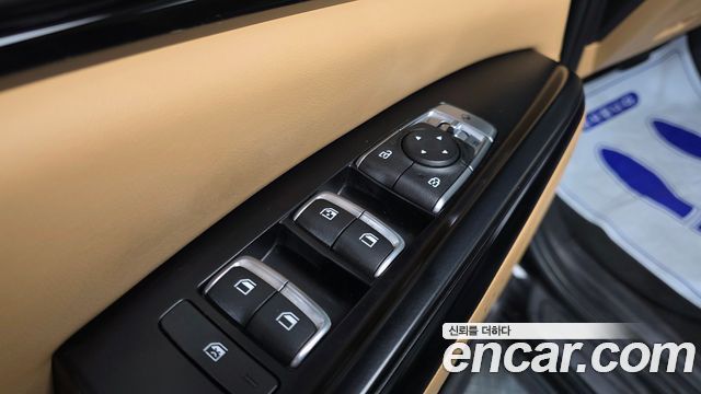 Kia Canival 2021 — photo 13
