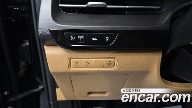 Kia Canival 2021 — photo 14