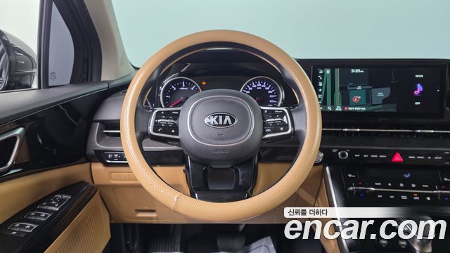 Kia Canival 2021 — photo 15