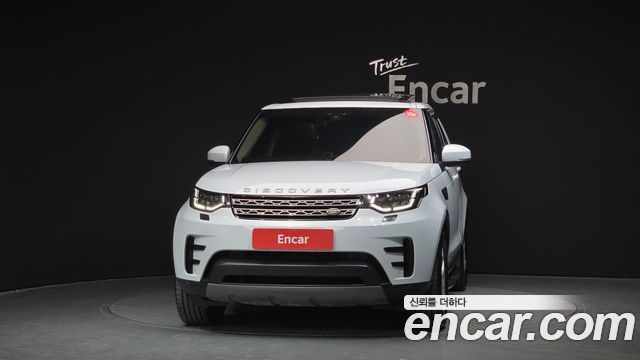 Land Rover Discovery 2019 — photo 3