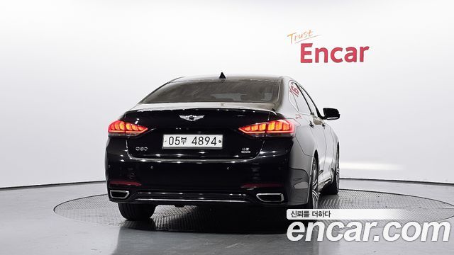 Genesis G80 2017 — photo 2