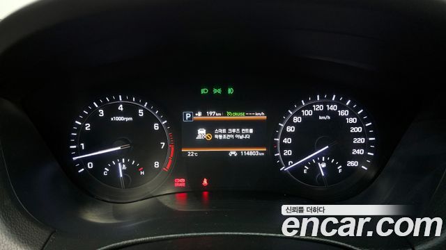 Genesis G80 2017 — photo 8