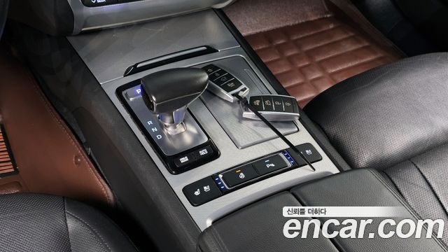 Genesis G80 2017 — photo 14