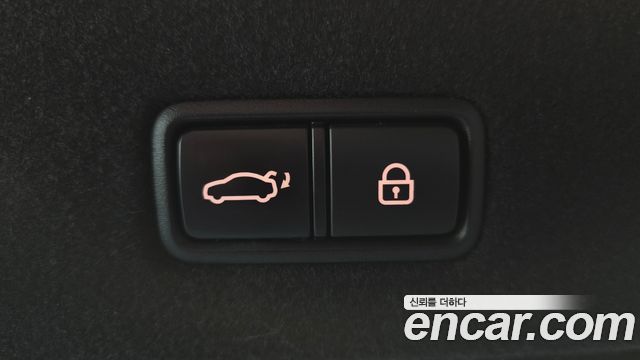 Kia K9 2019 — photo 25
